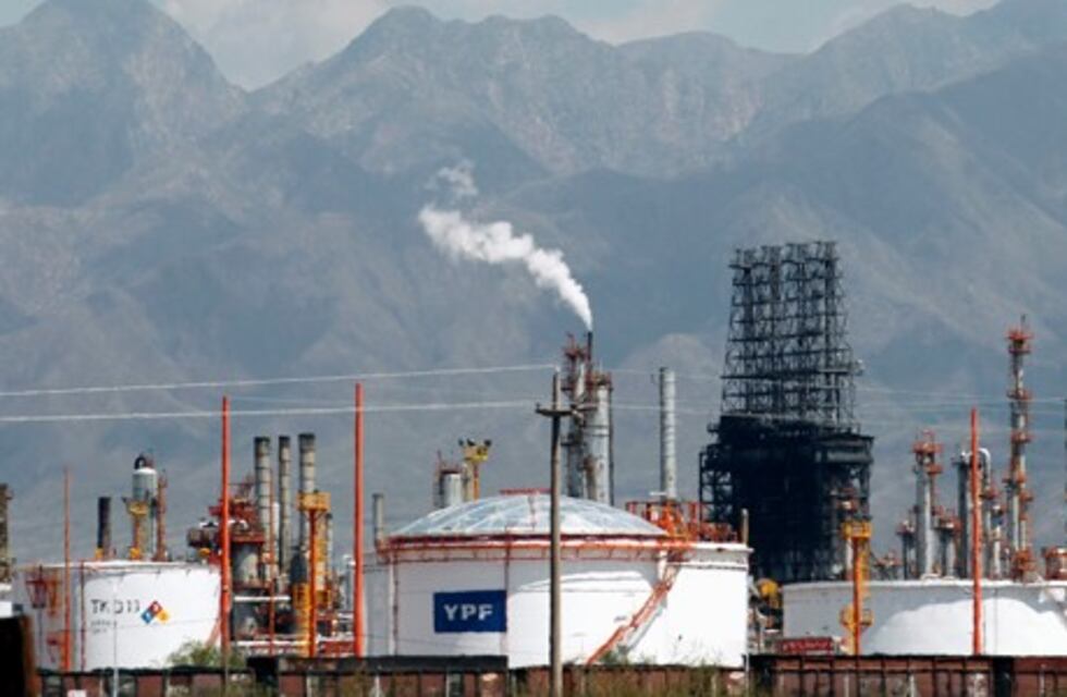 YPF reanudará las compras de crudo a las petroleras mendocinas