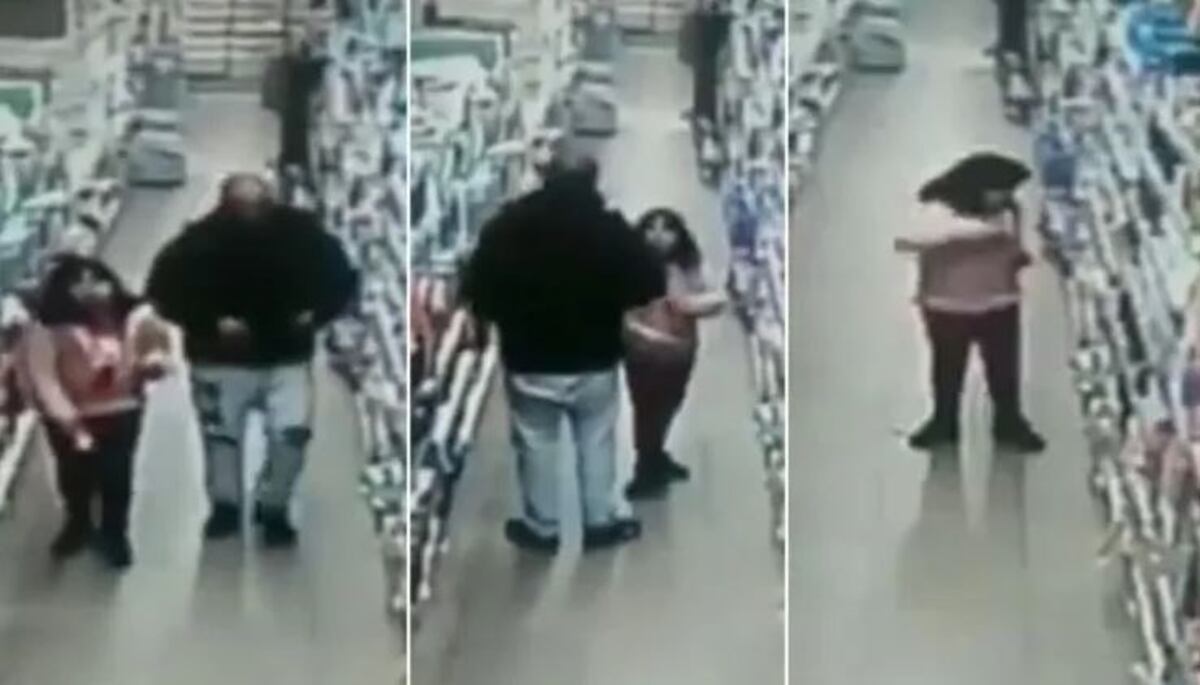 El video de un hombre que obligó a su hija a robar mercadería en un supermercado (Foto: captura)
