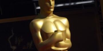 (FILES) This file photo taken on February 27, 2016 shows an Oscar statue on the red carpet a day ahead of the 88th Academy Awards on in Hollywood, California. nOscar organizers on January 24, 2017 began announcing the names of the nominees for the 89th Ac