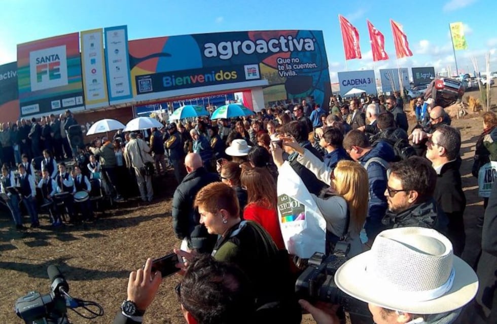 Con la presencia del vicegobernador abrió en Armstrong la muestra Agroactiva