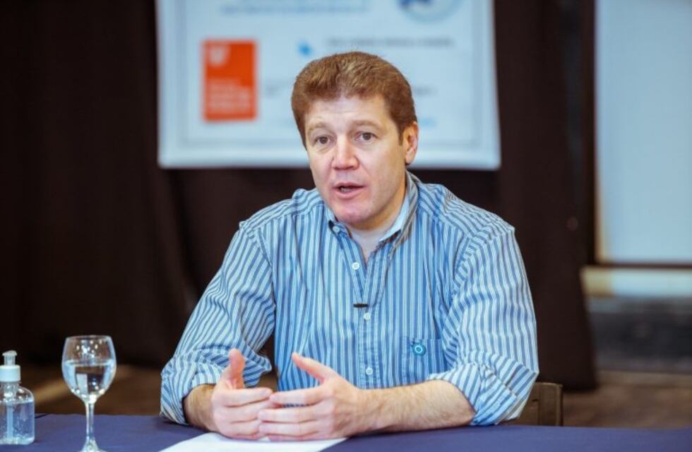 Melella: "La producción de respiradores es un ejemplo de que la ampliación de la matriz productiva es posible"