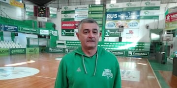 Eduardo Jápez continuará como entrenador de Estudiantes de Concordia