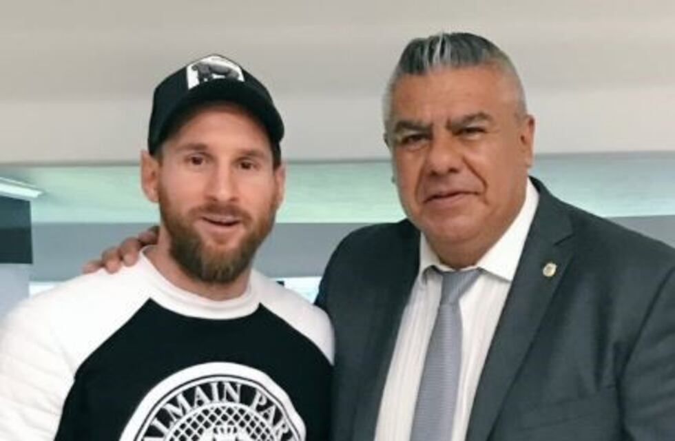 Tapia y la situación de Barcelona: "A Messi no le puedo decir nada"