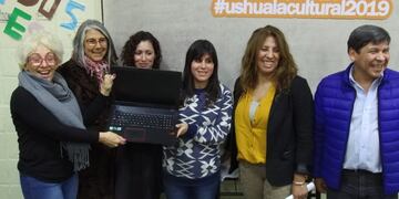 ENTREGA DE EQUIPAMIENTO AL CENT11