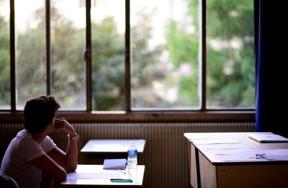En escuela marplatense no hay internet, tiene baños sin terminar y le llegó un aviso de corte de luz