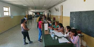 Bajo porcentaje de votantes en la consulta popular