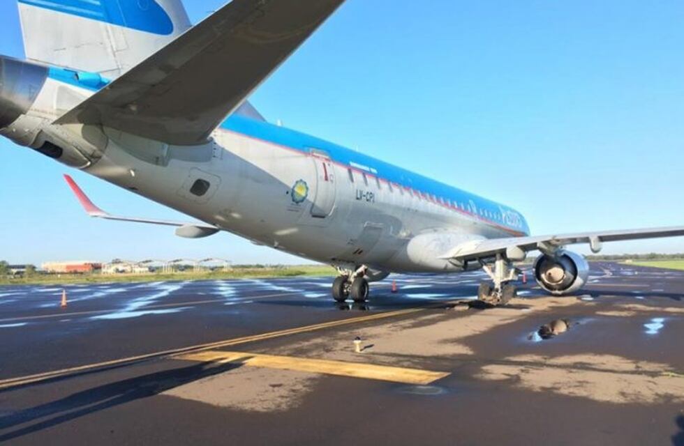Un avión de Austral que despegó de Mar del Plata se vio obligado a regresar y aterrizar con un solo motor