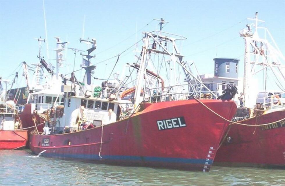 Con malas condiciones climáticas, continúa la búsqueda de los tripulantes del Rigel