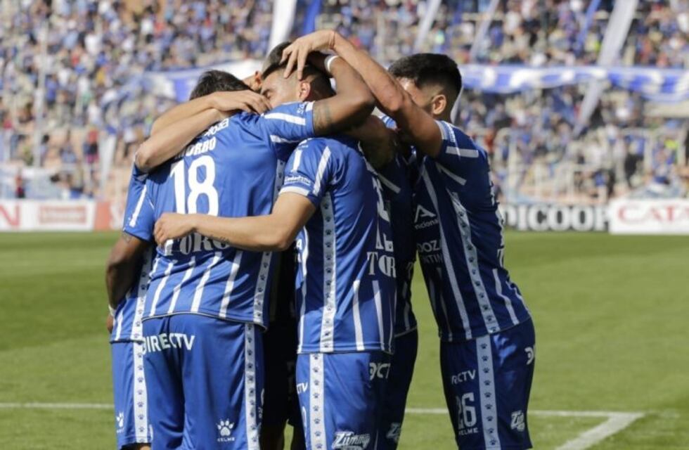 Godoy Cruz logró su primer triunfo en la Superliga ante Estudiantes de La Plata