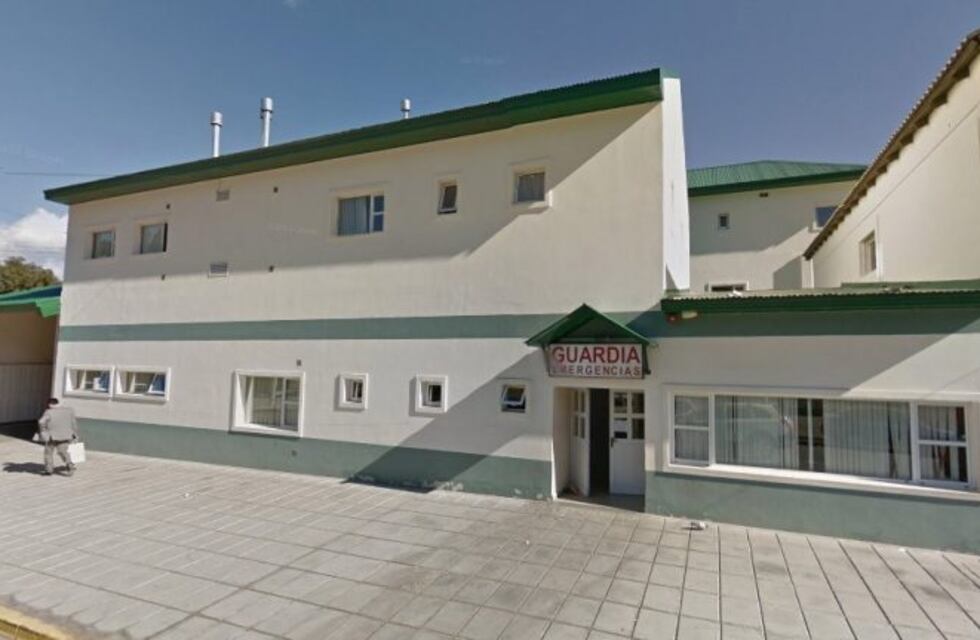 Esquel: entró a un hospital, golpeó al seguridad y le arrancó parte de la oreja a un enfermero