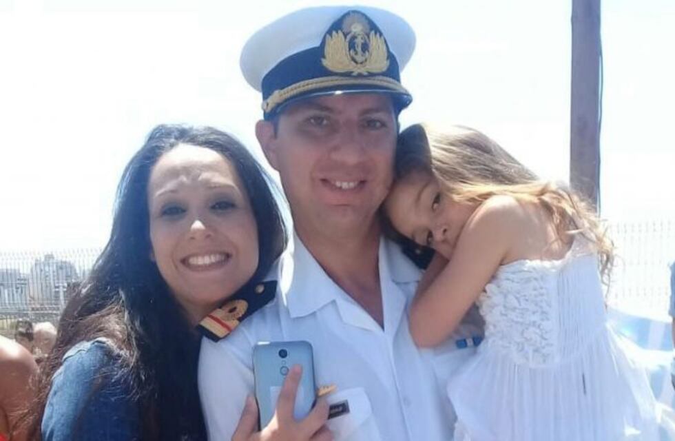 Un médico de la Marina con lazos familiares en La Pampa, a bordo de la Fragata Libertad