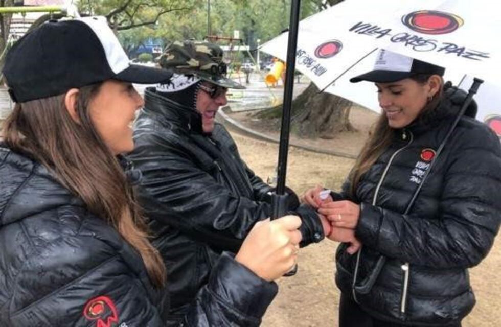 Carlos Paz se muestra en el Gálvez, con el Super TC 2000