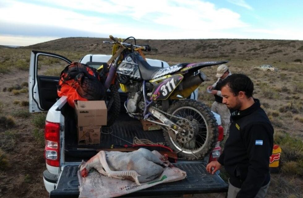 Laguna del Diamante: incautaron un ñandú faenado, un arma y arrestaron a tres personas