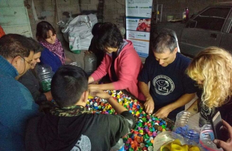 Voluntarios puntanos trabajan intensamente en la recaudación de tapitas para el Garrahan