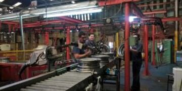 La polu00e9mica se generu00f3 en torno a la situaciu00f3n de la fu00e1brica donde trabajan 170 personas.