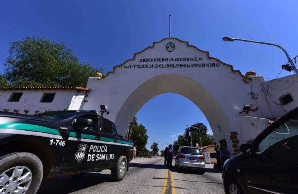 Cinco mendocinos detenidos al intentar pasar con marihuana a San Luis