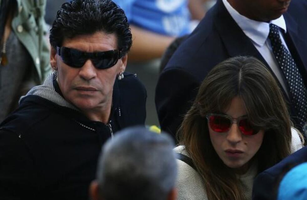 "Vos a mí me robaste la verdad", la contundente carta de Gianinna Maradona a su papá