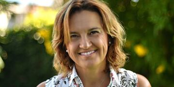 La docente es oriunda de Gálvez y trabaja en la Escuela Técnica 456 Hipólito Yrigoyen\u002E (Facebook)