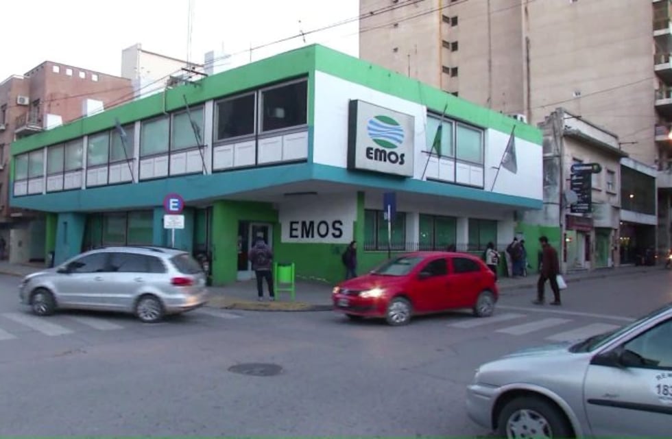 Restringen el agua a 1350 morosos