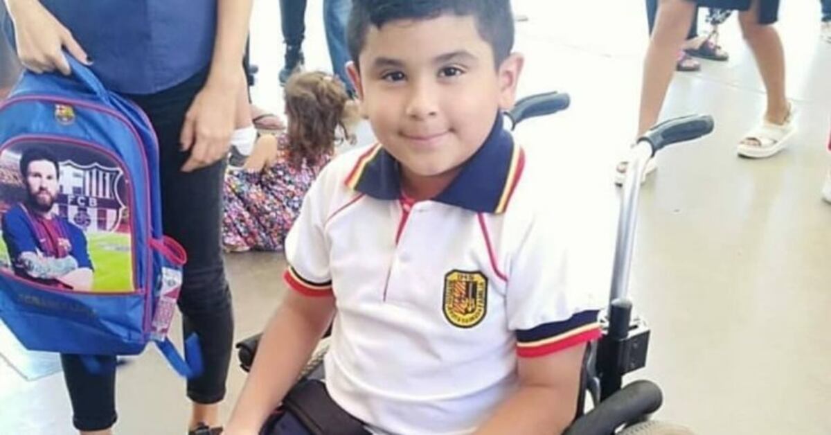 Al pequeño Lorenzo le diagnosticaron la enfermedad cuando tenía tres años\u002E