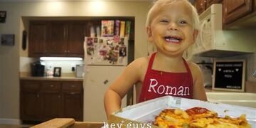 Exito en las redes sociales la cocinerita de 2 años