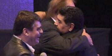 Maradona se reconcilió con Bilardo en la cena de los campeones de México 1986