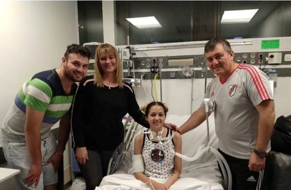 Yanina respira sola por primera vez después de recibir un trasplante de pulmón