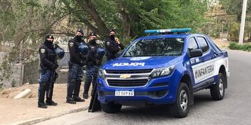 Controles policiales en barrio La Quinta Tercera Sección\u002E