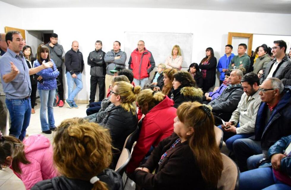 Con gran concurrencia de emprendedores lanzan programa Nación Emprende