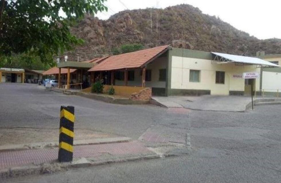 Advierten que el hospital de Chilecito está en "grave peligro de derrumbe"