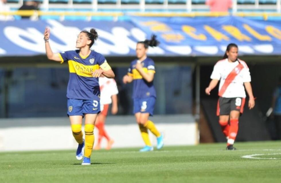 Boca goleó 5-0 a River en el primer Superclásico profesional del fútbol femenino