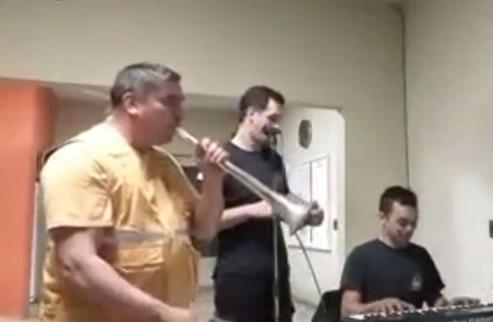 Los bomberos de Río Cuarto viralizados por Marcelo Tinelli