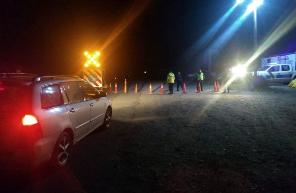 Continúan los controles en la región y demoraron a tres personas