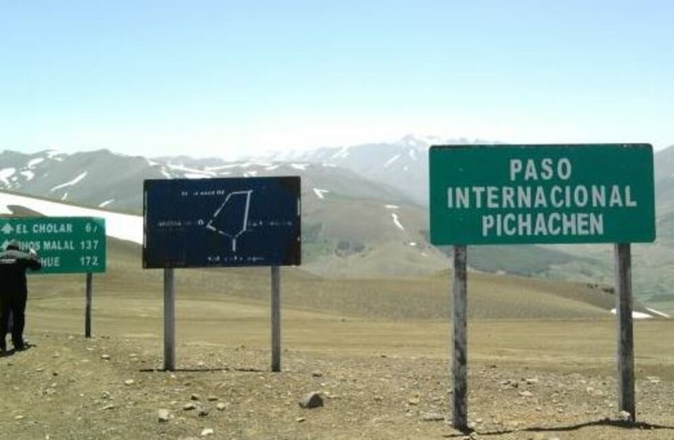 Ya se puede cruzar a Chile por el Paso Internacional Pichachén