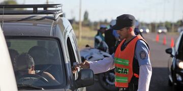 Controles viales mendoza\u002E policiales, policía de Mendoza