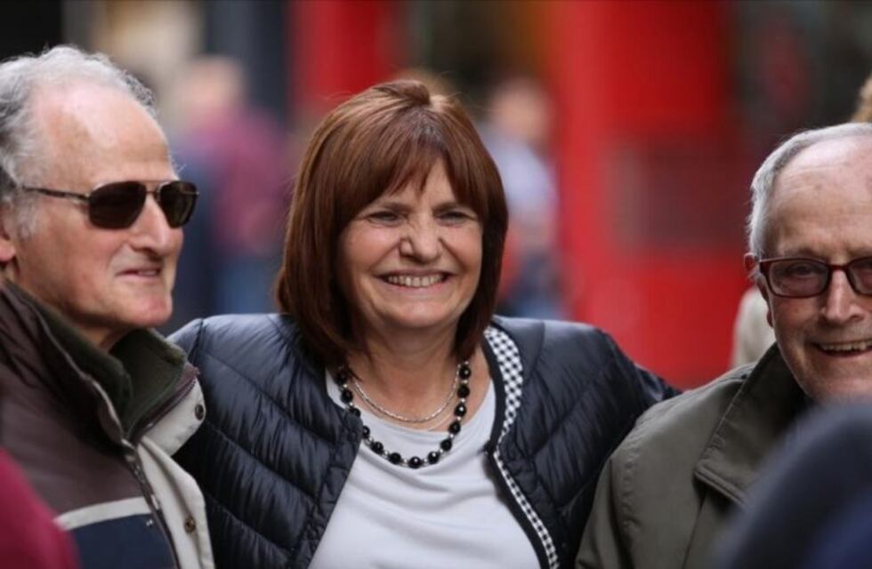 Bullrich llegó a Rosario y habló del caso Valdés: "Que pague lo que tenga que pagar"