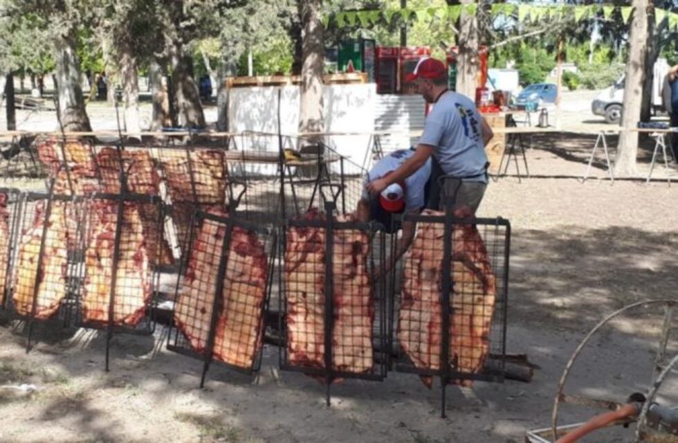 Comenzó la VIII Fiesta Regional de la Historia de la Carne en Cerri