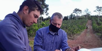 Se firmaron convenios para asistir a productores de San Pedro y Pozo Azul