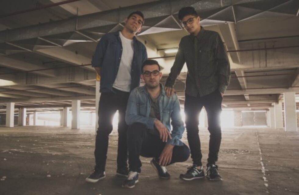 Escuchá 'Treinta', el disco que Bistro presenta el domingo