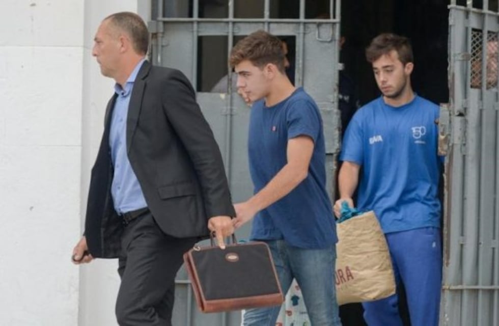 Antes de entrar a la fiscalía, el papá de Juan Guarino asistió a una mujer que sufrió un ataque de epilepsia