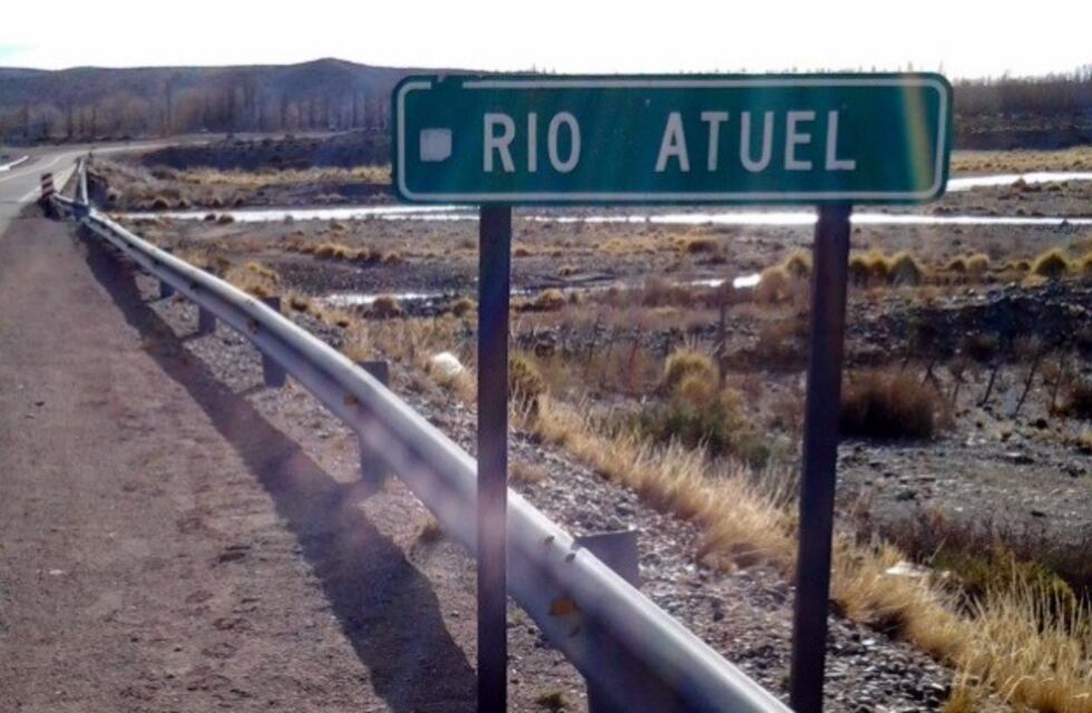 Cornejo se presentará en la audiencia pública por el Atuel