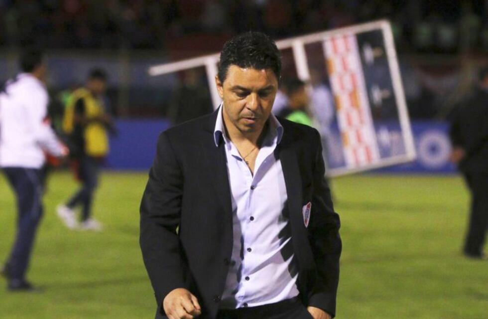 Con Saracchi desgarrado, Gallardo podría hacer debutar a su hijo Nahuel frente a Talleres