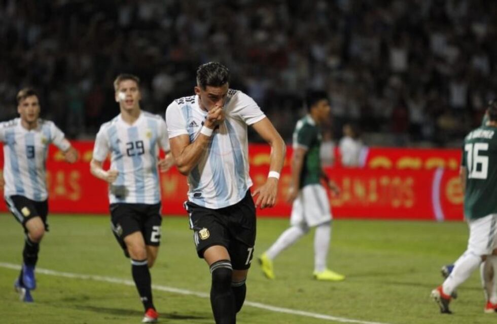 El gol de Funes Mori, para poner arriba a la Selección