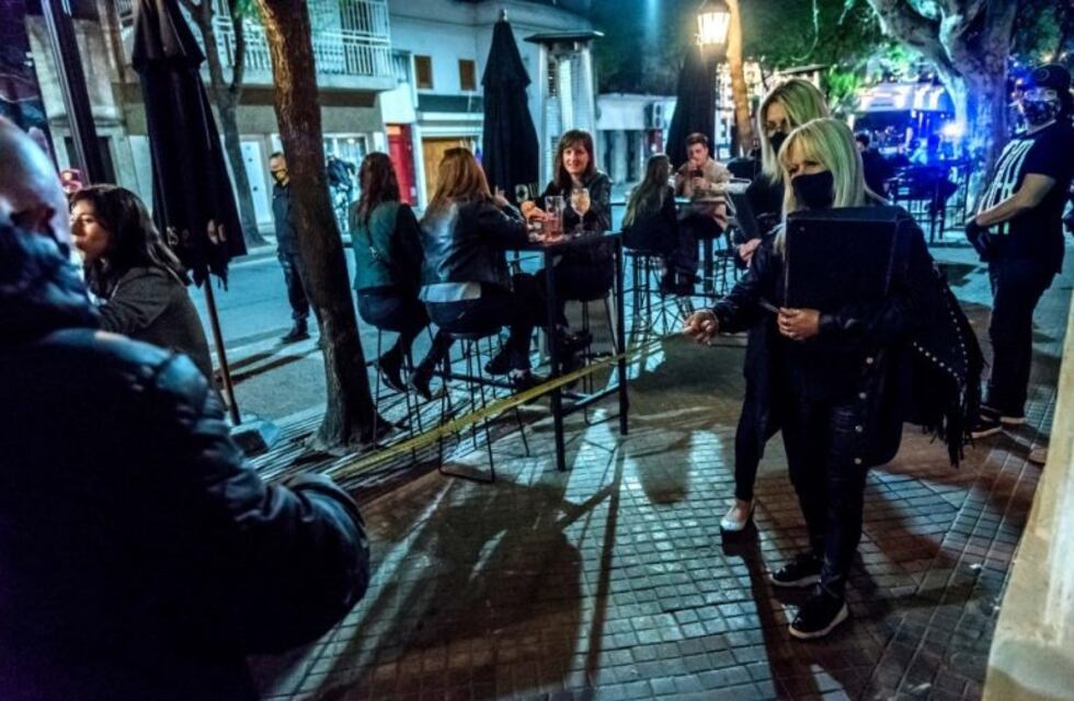 Piden ampliar horario nocturno y flexibilizar protocolo en bares de Rosario