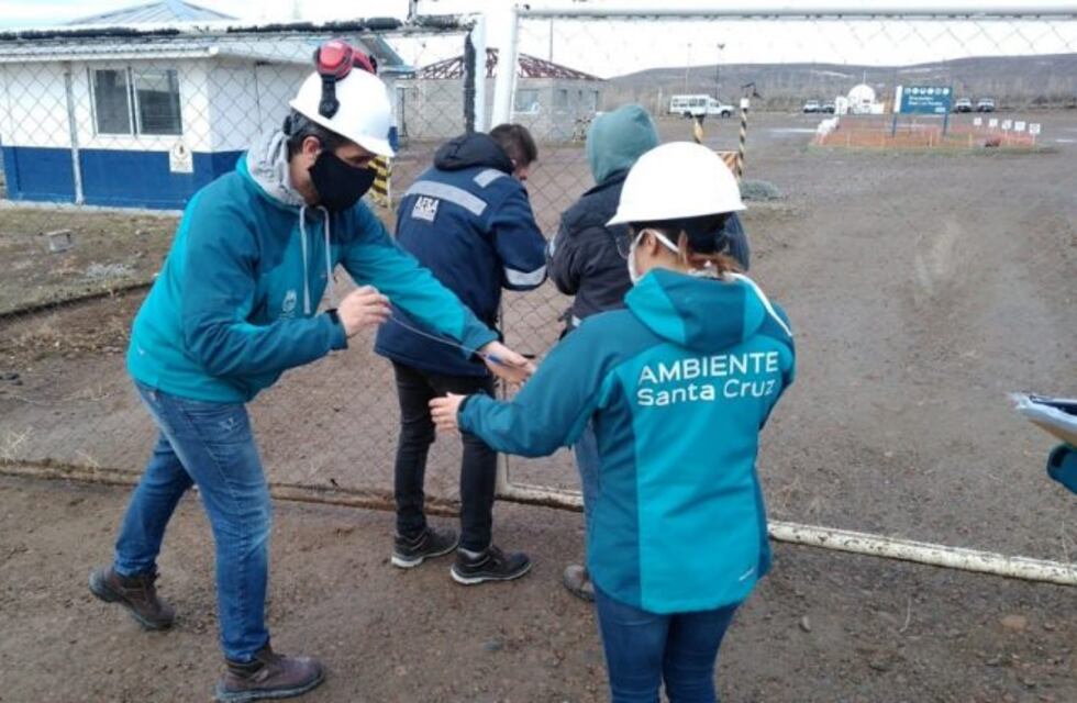 Clausuran instalaciones de la empresa AESA en yacimiento de YPF