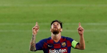 Soccer Football - Champions League - Round of 16 Second Leg - FC Barcelona v Napoli - Camp Nou, Barcelona, Spain - August 8, 2020 Barcelona's Lionel Messi celebrates scoring their third goal which was later disallowed after VAR review, as play resumes behind closed doors following the outbreak of the coronavirus disease (COVID-19) REUTERS/Albert Gea TPX IMAGES OF THE DAY