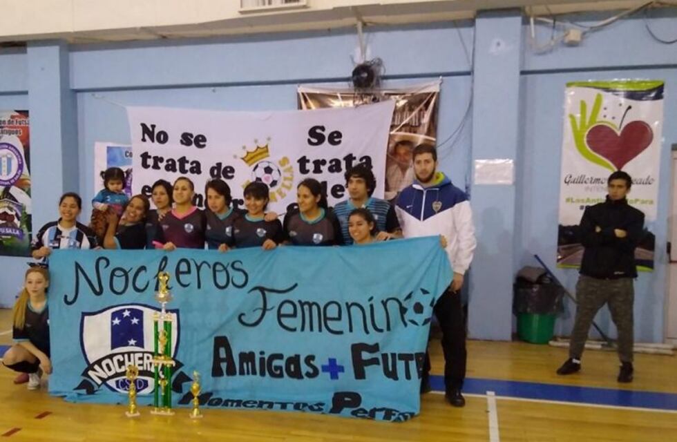 Los Antiguos: Nocheros de Las Heras campeonas del fútbol femenino