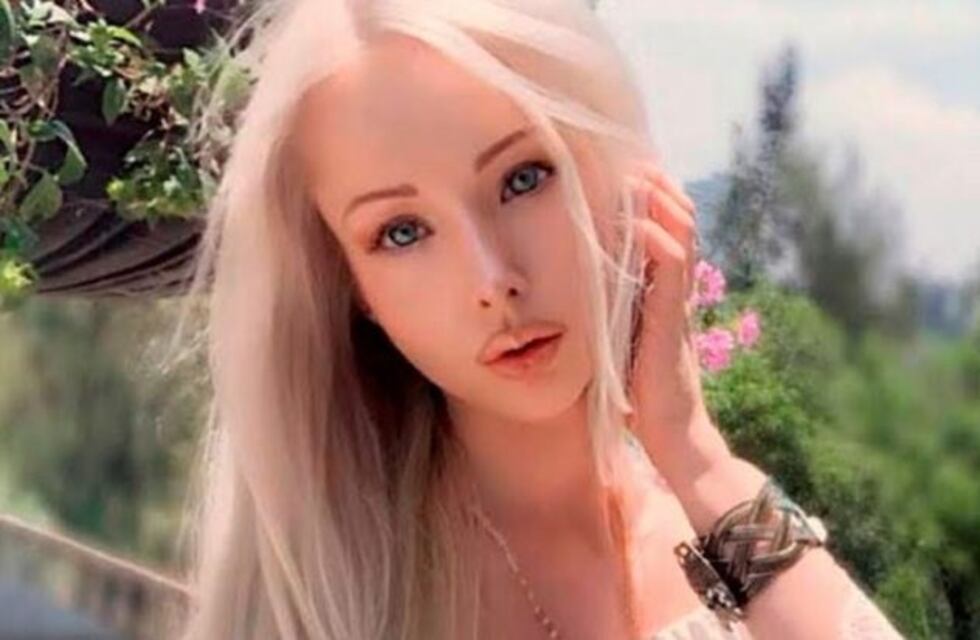 Así lucía la "Barbie humana" antes de someterse a decenas de cirugías, y sin maquillaje