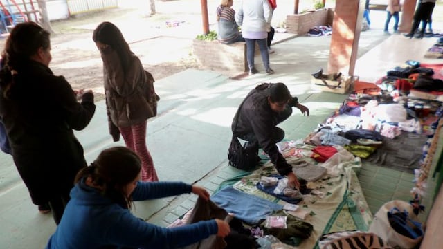 Las personas que formaban parte de los trueques llevaban su propia manta o mesa para armar su puesto de intercambio.