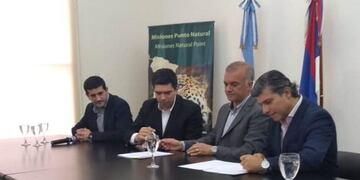 Semillas de árboles nativos en Misiones firma de un convenio entre la Provincia y el Instituto Nacional de Semillas\u002E (Misiones Online)